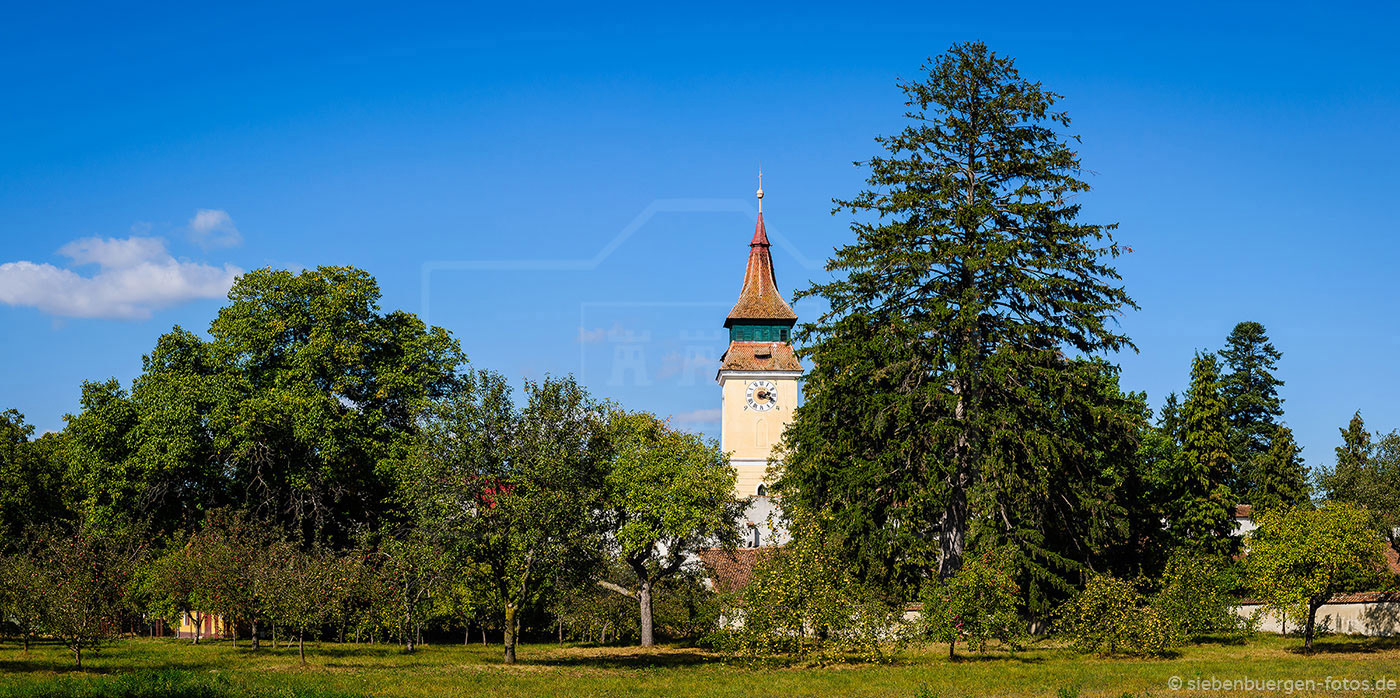 wolkendorf vulcan panorama landschaft evangelische kirche pfarrgarten burzenland