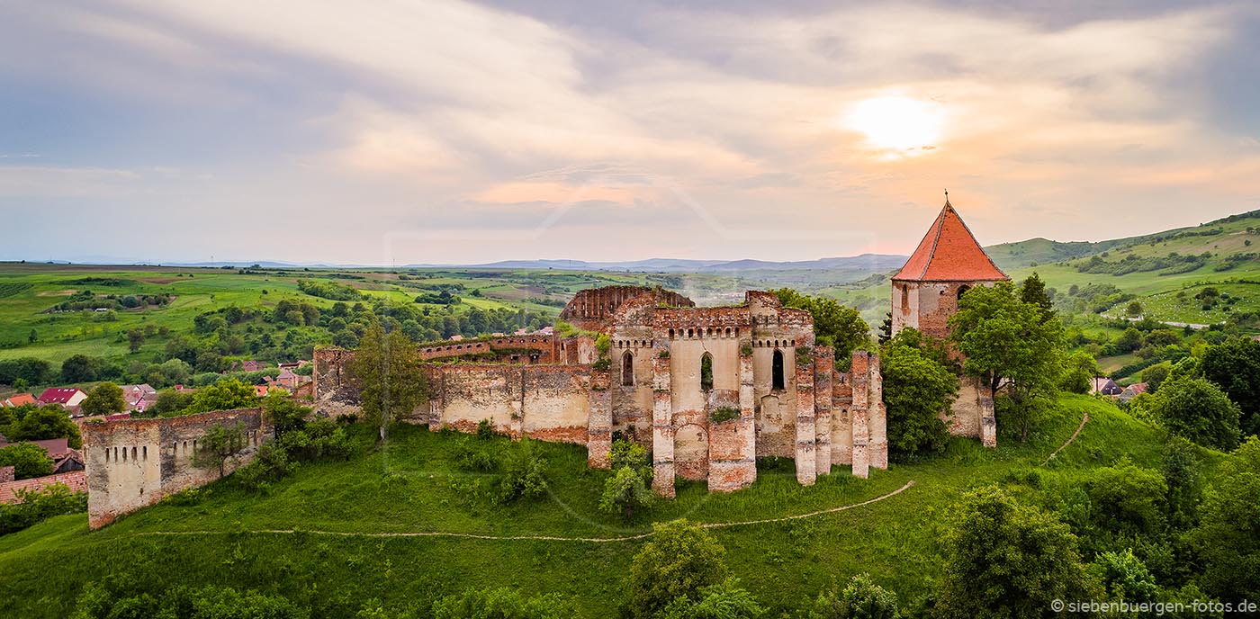 stolzenburg slimnic bauernburg burgruine ruine siebenbuergen rumaenien transylvania